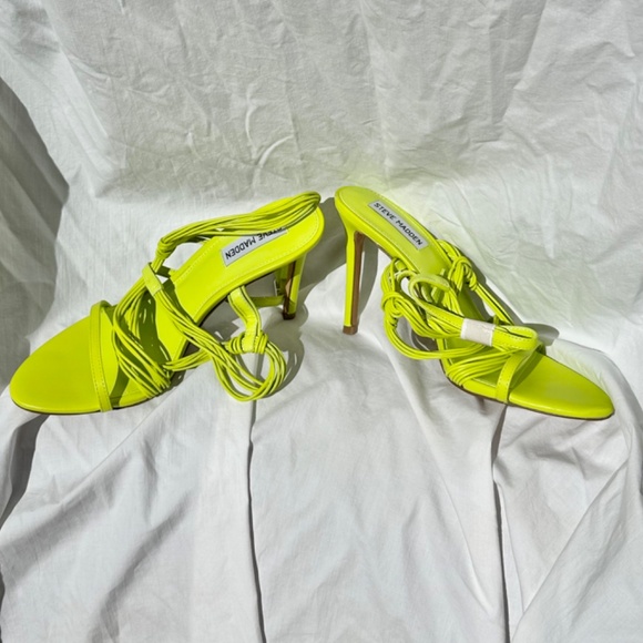 NWOT Vibrant Green Wrap Knot Woven Stiletto Open Toe Heels - Picture 4 of 7